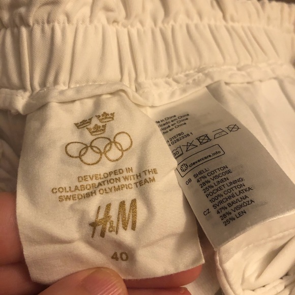 White short - Picture 4 of 4